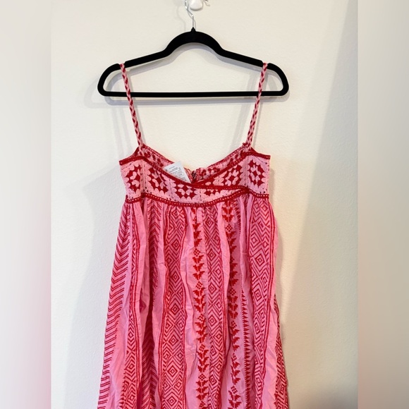 NWT DRESS - Picture 8 of 8